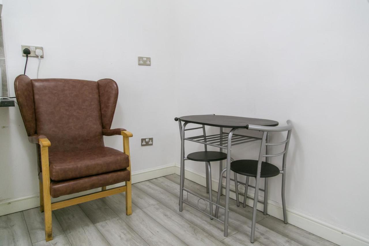 Hills View Apartments 맨체스터 외부 사진