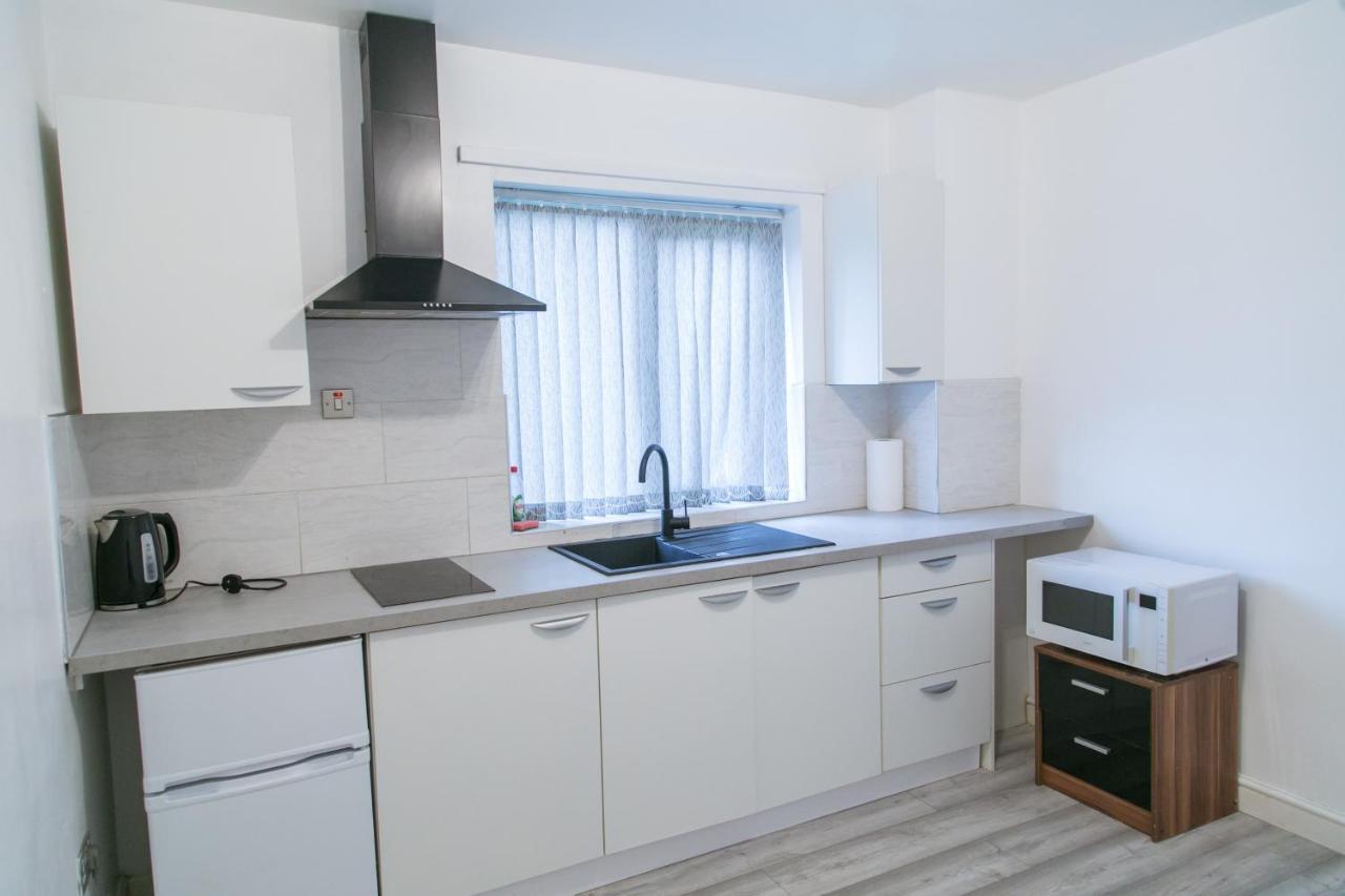 Hills View Apartments 맨체스터 외부 사진