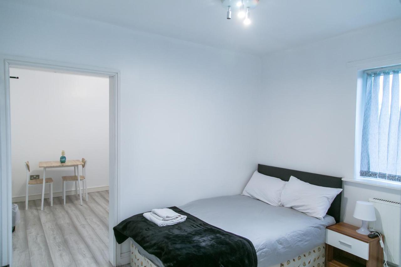 Hills View Apartments 맨체스터 외부 사진