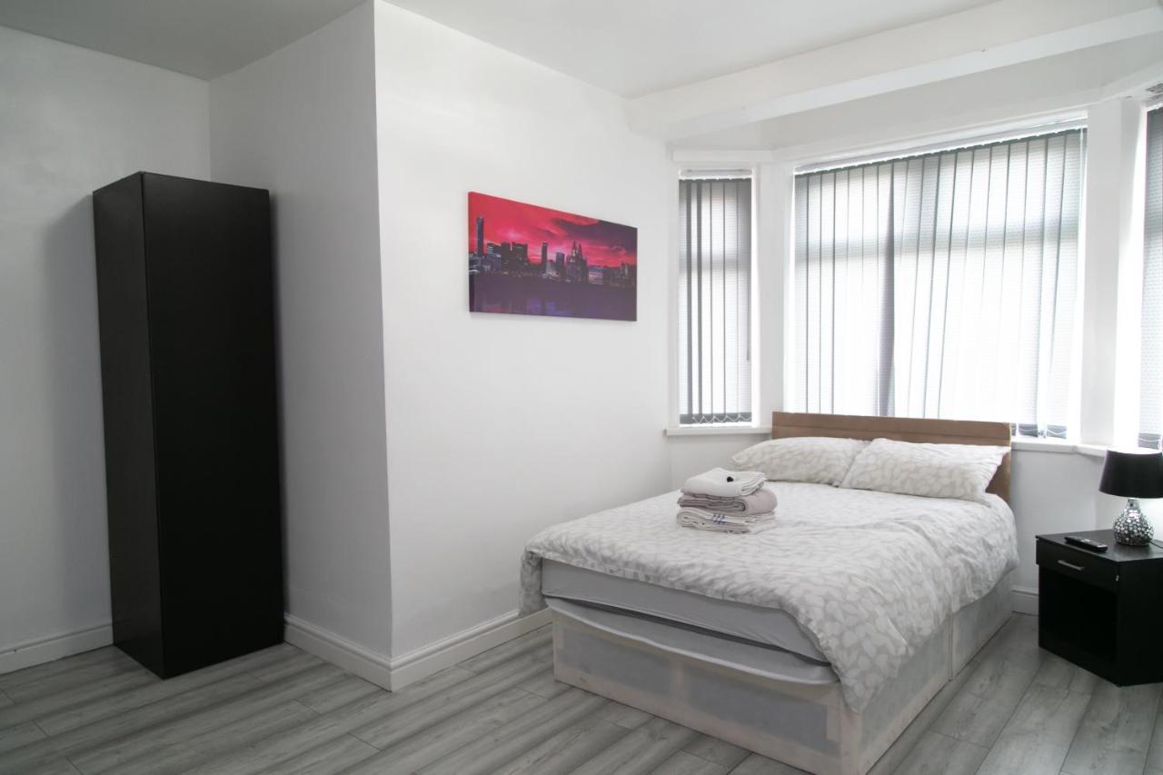 Hills View Apartments 맨체스터 외부 사진