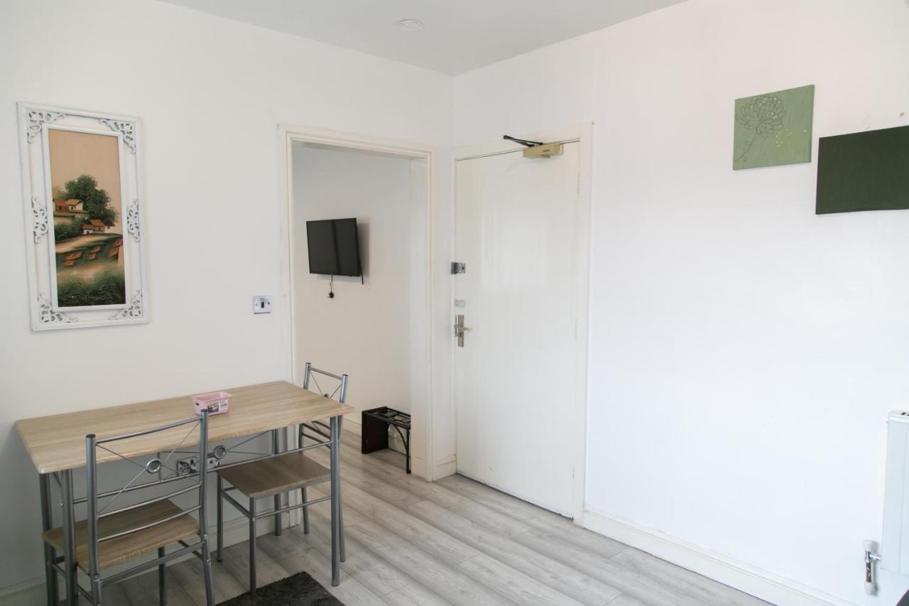 Hills View Apartments 맨체스터 외부 사진